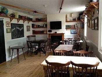The Coachmakers Arms Bed & Breakfast Уолингфорд Екстериор снимка